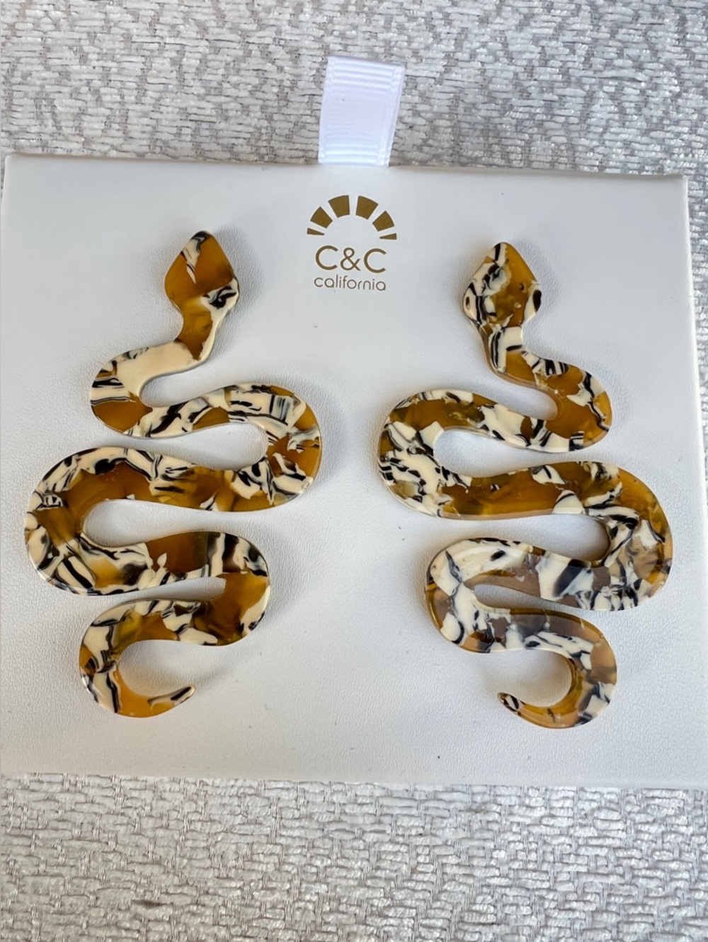 C&C California Snake acrylic earrings . - Picture 6 of 8